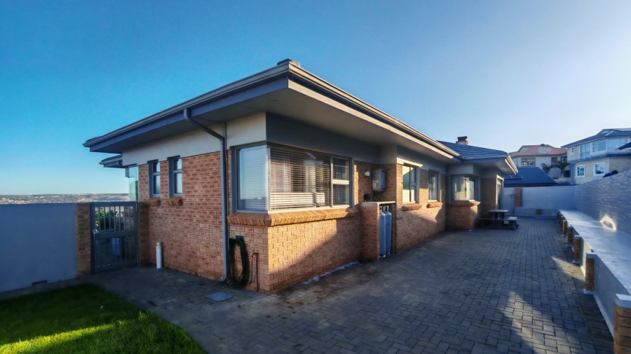 3 Bedroom Property for Sale in Monte Christo Western Cape